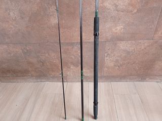Caña de pesca a la inglesa de fibra de carbono.