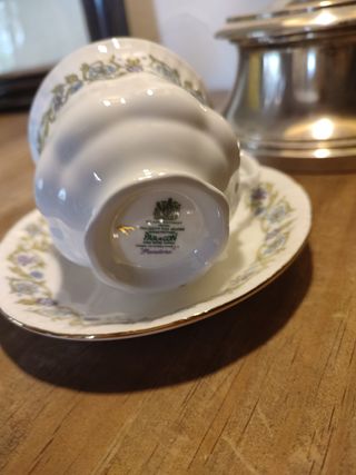 Juego inglés completo de té Paragon.