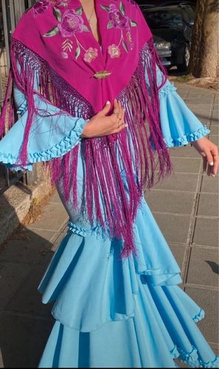 Traje Flamenca celeste 