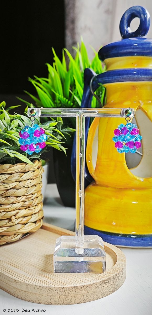 Pendientes cristales tipo Swarovski azul-rosa cort