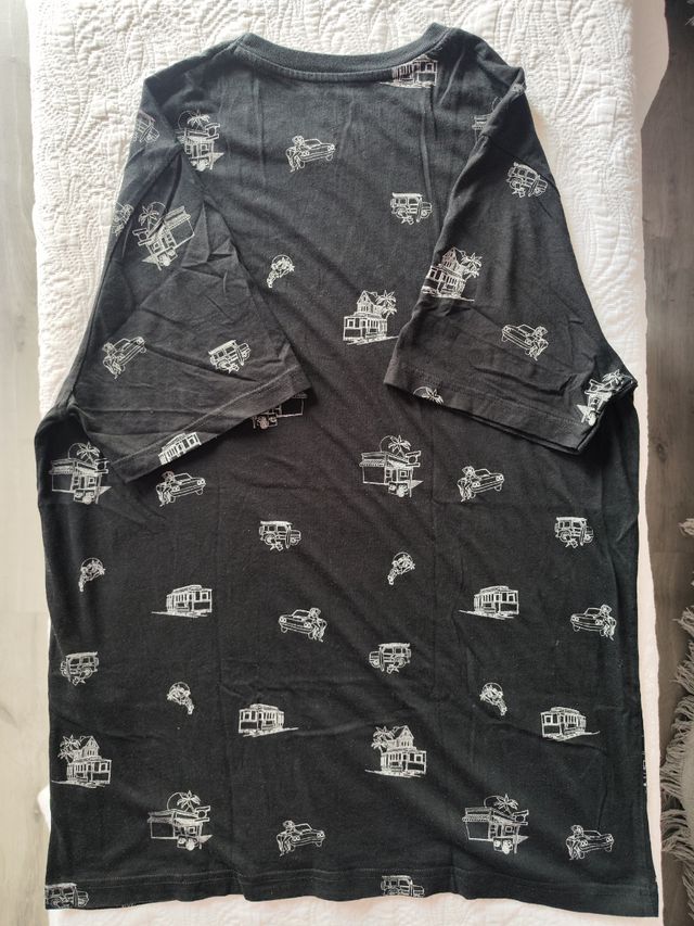 Camiseta Pull&Bear negra - Tallada grande