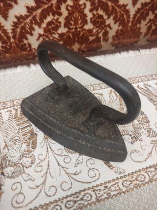 Ferro da stiro antico hierro antiguo