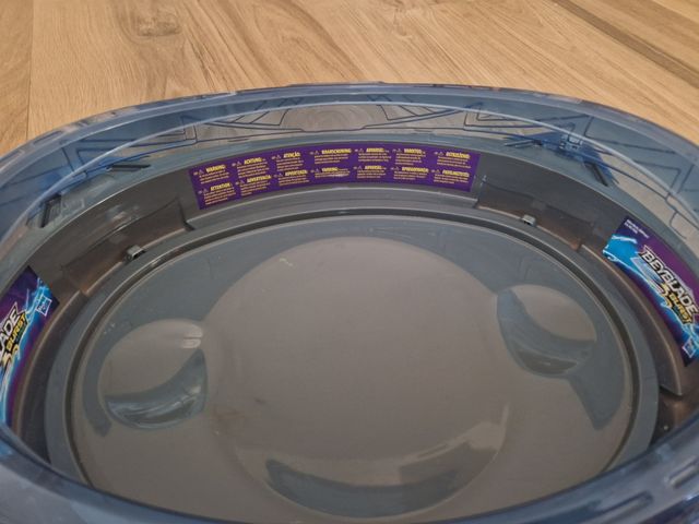 Estadio Beyblade + Lanzadores