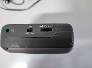 RADIO CASSETTE PORTÁTIL