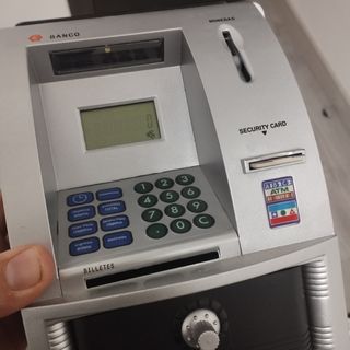 Hucha Banco Cyber Bank 