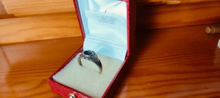 Anillo antiguo color plata, talla 22