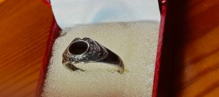Anillo antiguo color plata, talla 22