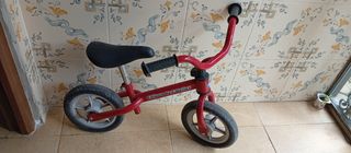 Bicicleta sin pedales Chico Red Bullet