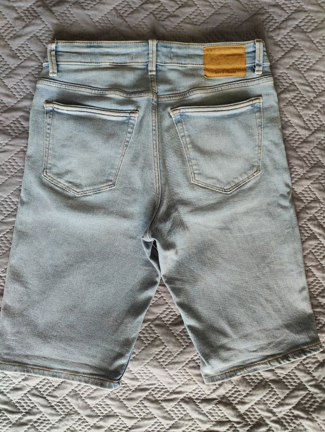 Bermuda vaquera  Mango man , slim  y talla 40