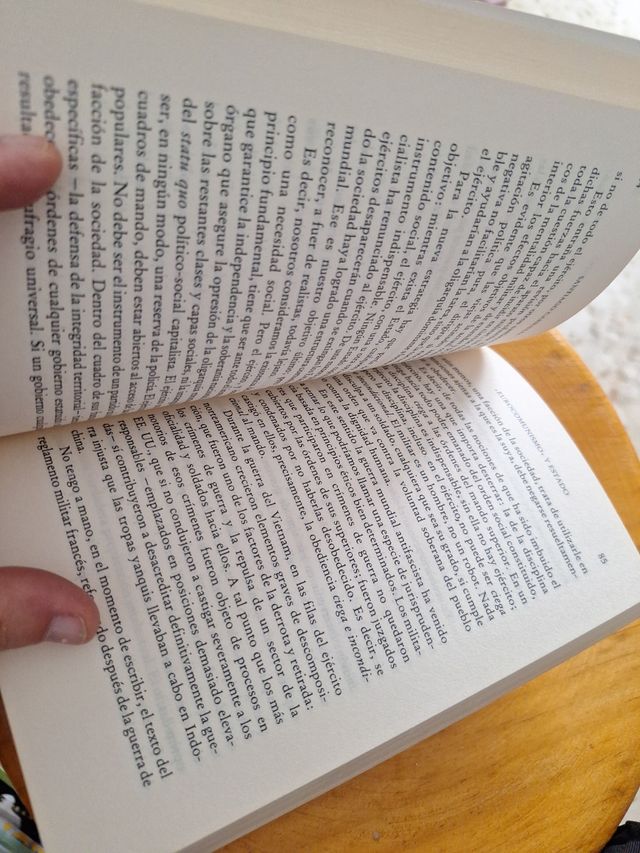 Eurocomunismo y estado (Temas hispánicos) (Spa...