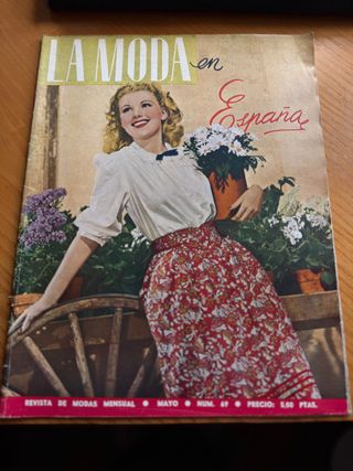 Revistas La Moda en España años 40 + patrones