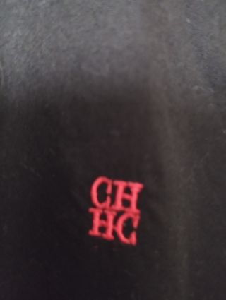 Camisa negra Carolina Herrera