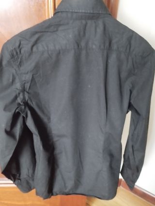 Camisa negra Carolina Herrera