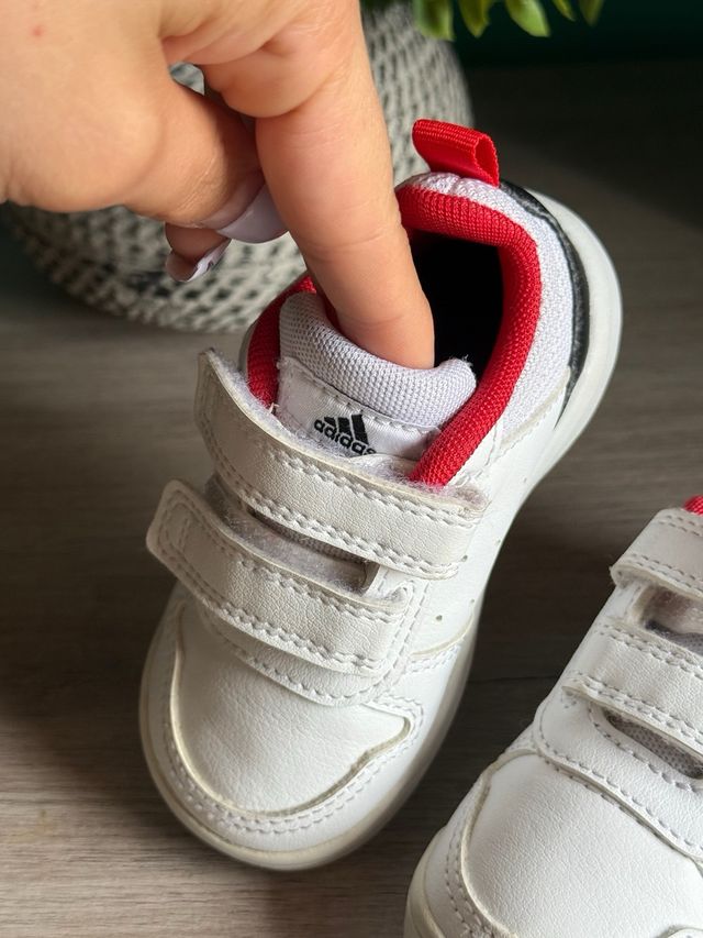 Zapatillas Adidas Bebé - Talla 20