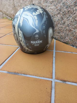 Casco shark de chica