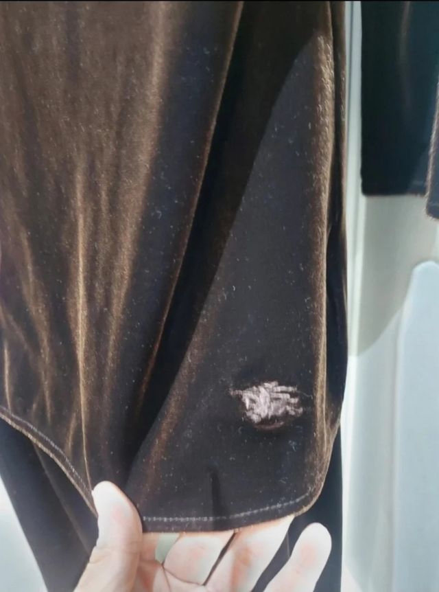 Burberry Talla M/L Sin uso