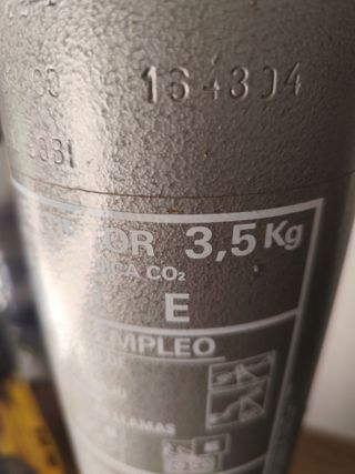 Extintor antiguo de nieve carbónica