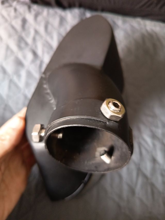 Embellecedor tubo escape