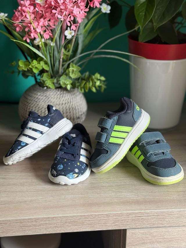 Zapatillas Adidas niño talla 19 - 2 pares