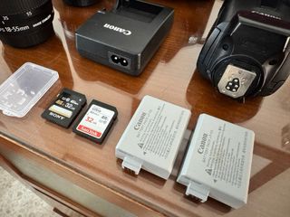 Equipo fotografico Canon EOS 500D + objetivos