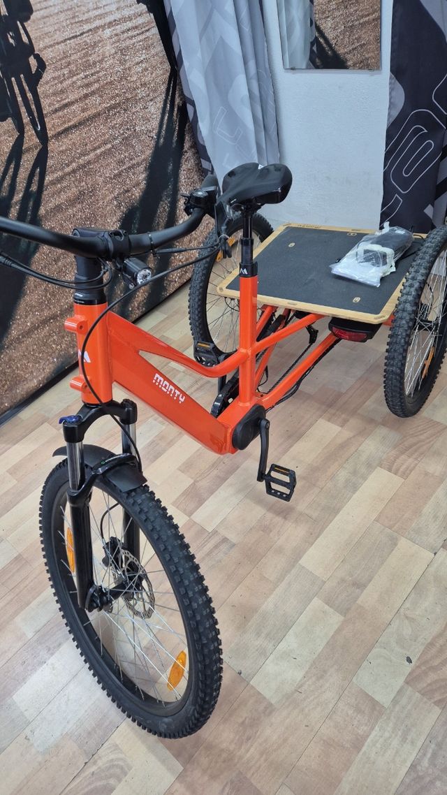 Triciclo eléctrico Monty rocket XC