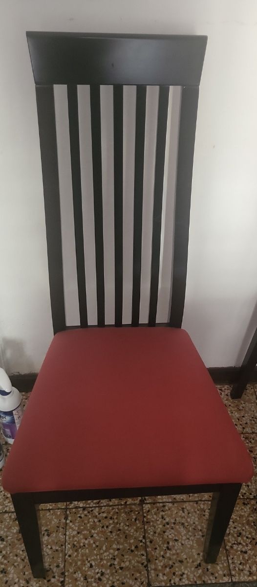 Sedie moderne in legno
Prezzo cadauna