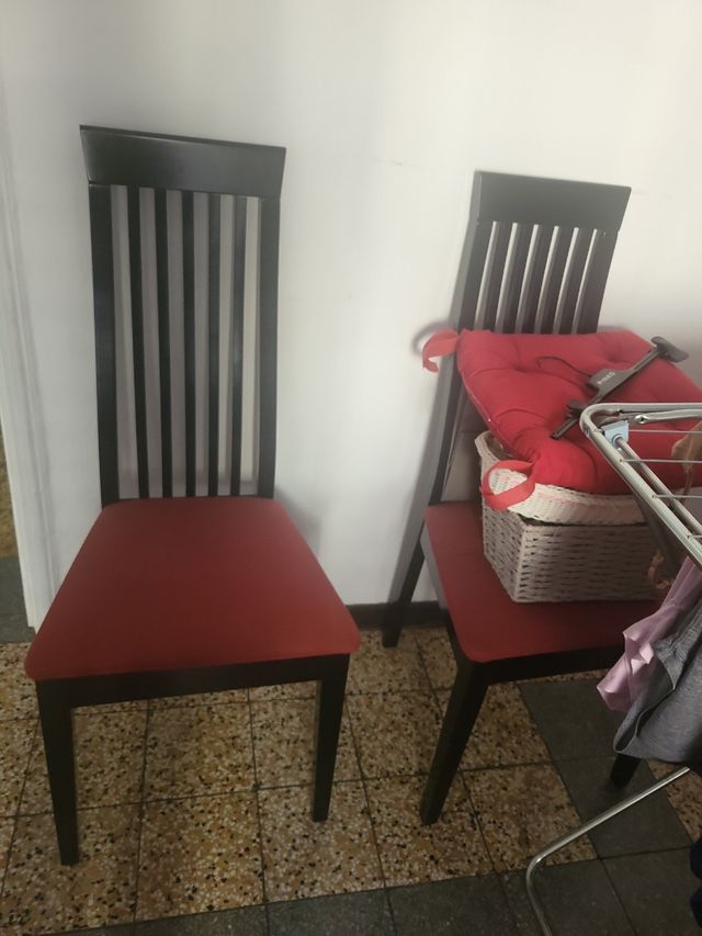 Sedie moderne in legno
Prezzo cadauna