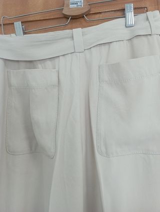 Pantalón pinza Massimo Dutti beige