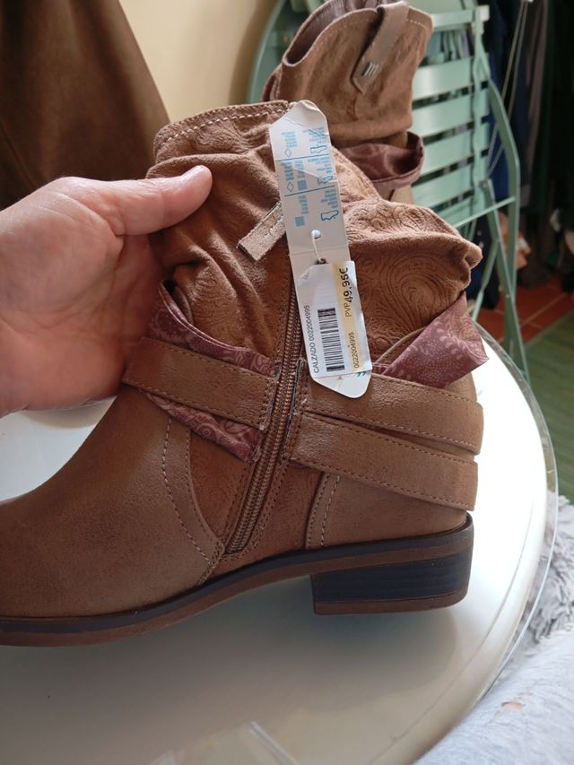 Botas camperas mustang