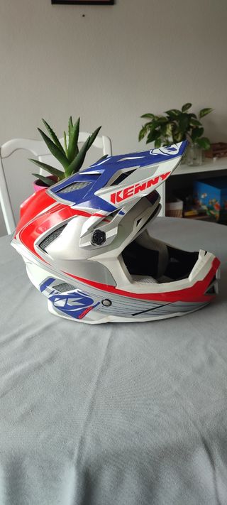 Casco enduro Kenny