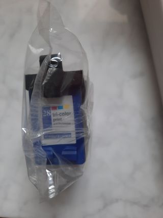 Cartucho tinta HP 28 tricolor