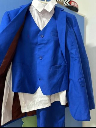 Traje azul niño Como nuevo