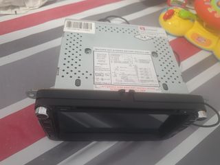 Radio DVD GPS 7" VW Golf Seat.