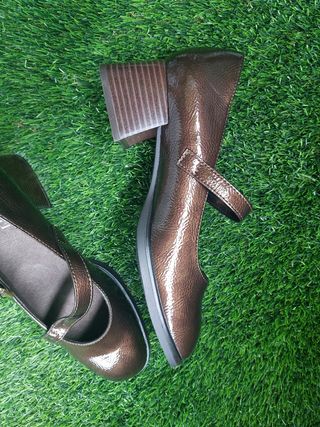 Zapatos Virucci Marrón - Tacón