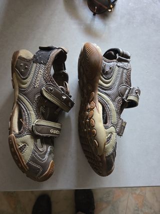 Geox ,Sandalias N. 37 ,marrón , piel , nuevas .