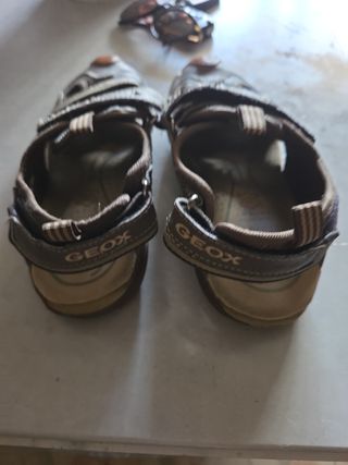 Geox ,Sandalias N. 37 ,marrón , piel , nuevas .