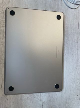 MacBook Air 15" M3 2024 - Plata