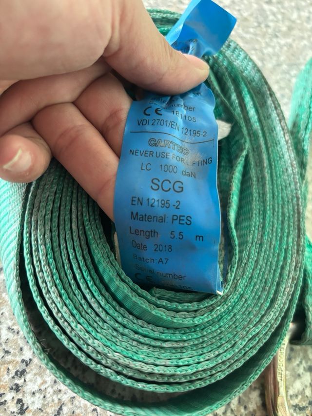 Cinghia di fissaggio