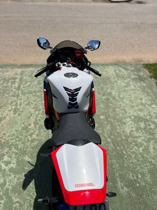 Honda CBR1000RR 2008