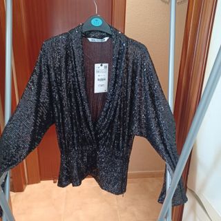 Cuerpo lentejuelas negro manga larga Zara