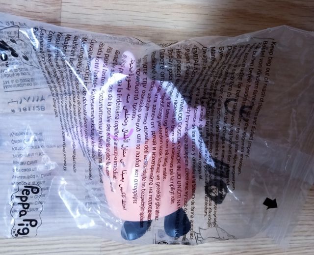 Mamá Pig. Peppa Pig. Burger King.