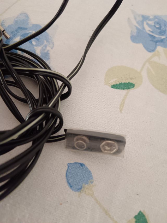 Universal AC/AD Adaptor Model kW 580 Input 230-50h