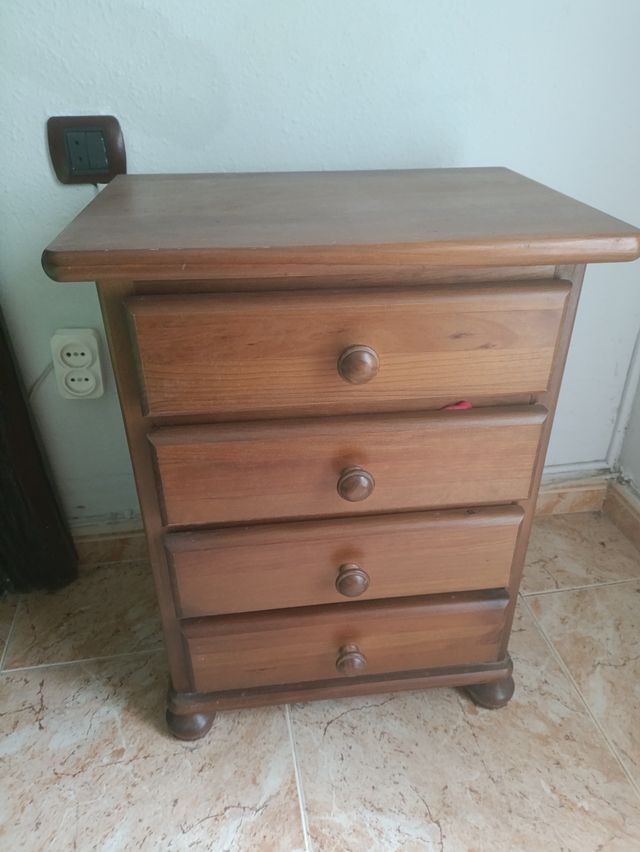 Cajonera madera 7 cajones y dos mesitas