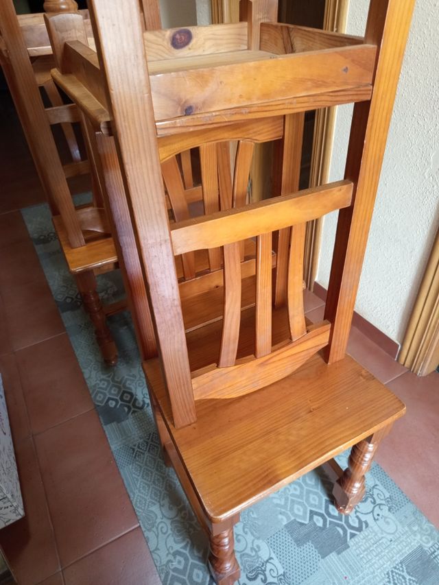 Sillas de madera