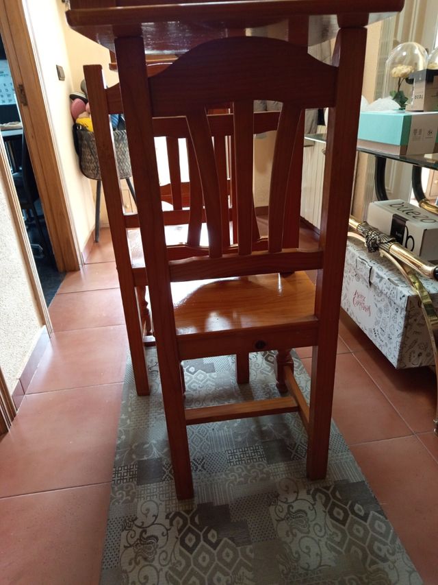 Sillas de madera