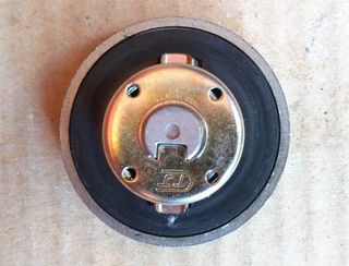 VENDO TAPÓN GASOLINA SYM SYMPHONY 125 ST