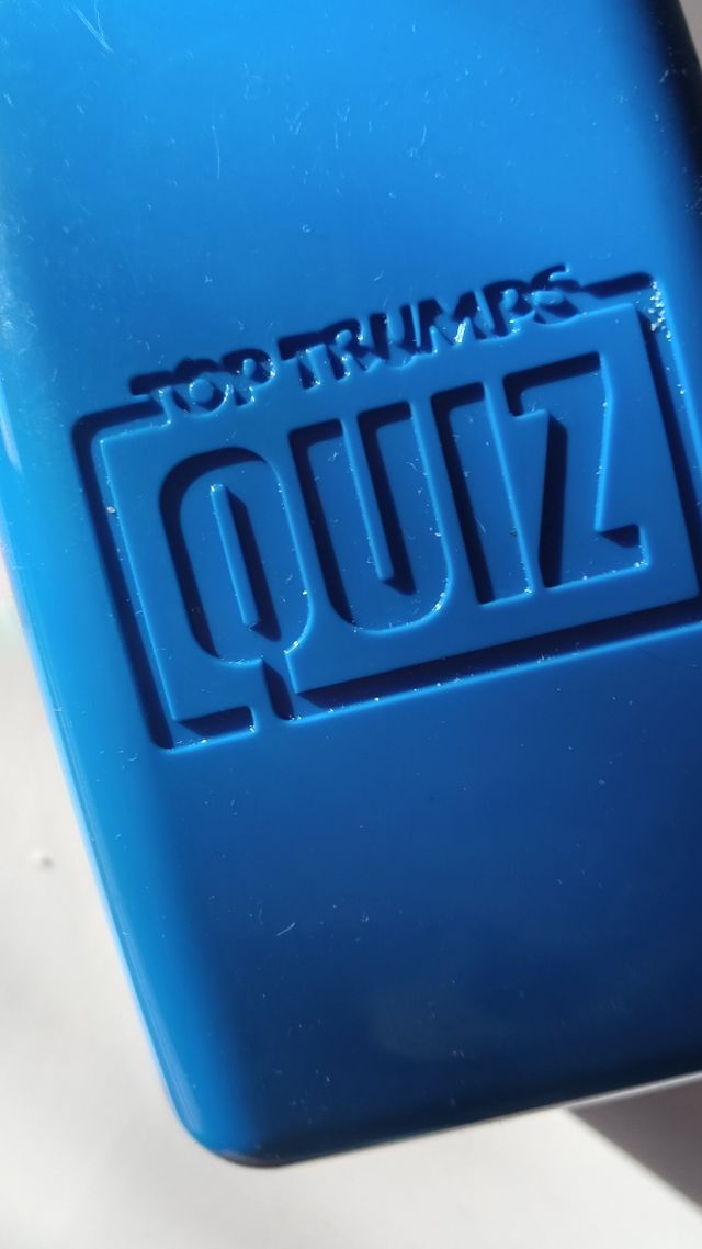 Fuego quiz fútbol con quinientas preguntas .