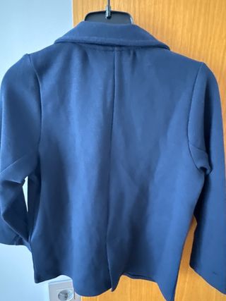 Americana niño . talla 2-3 sin estrenar