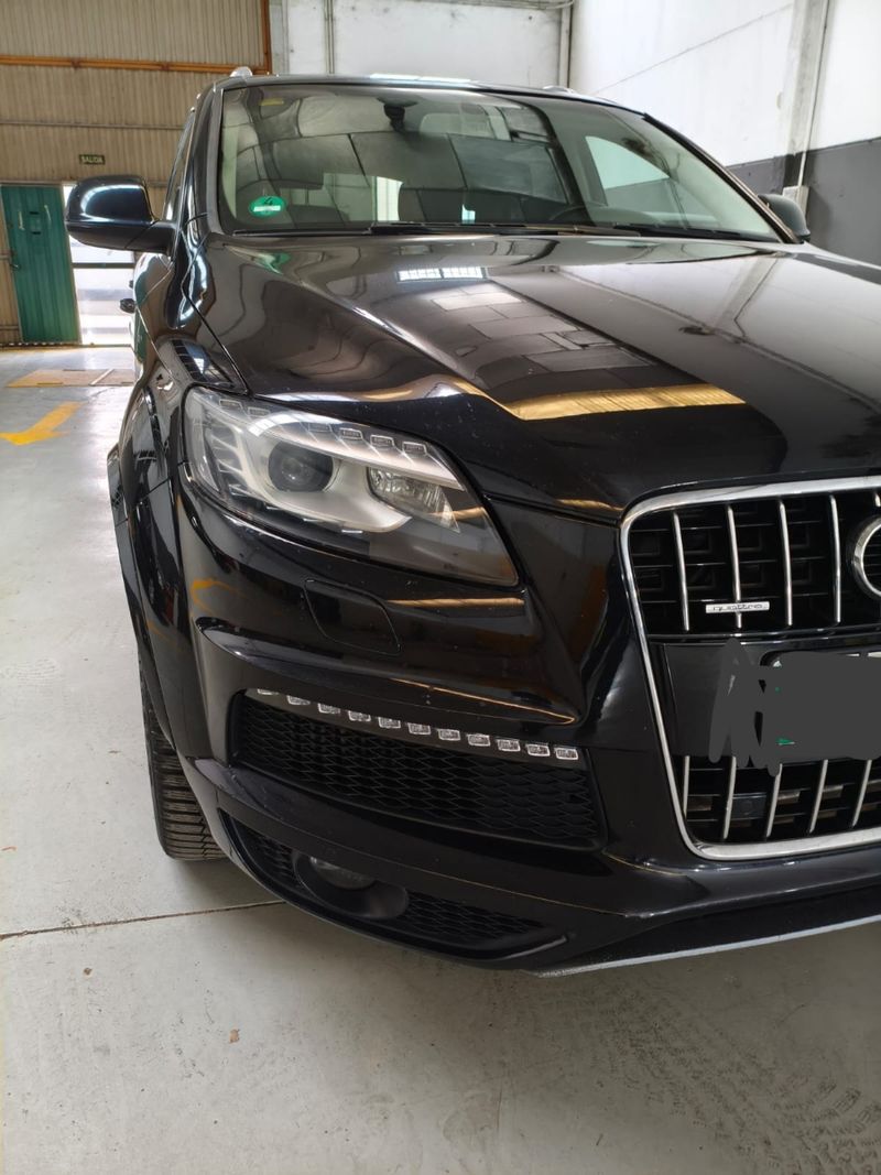 Audi Q7 2011 - foto 1