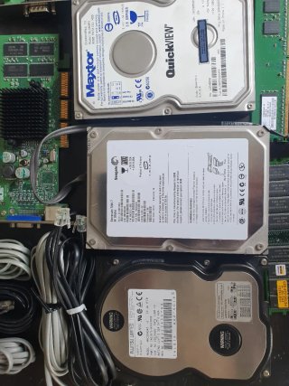 Hardware vintage, schede PCI/AGP, ATI + HDD IDE